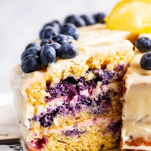 Load image into Gallery viewer, 3 layer frosted  blueberry lemon cake with fresh blueberries wax scent
